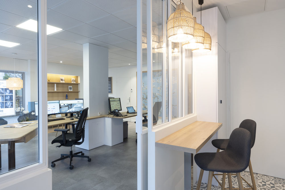 Espace de travail en bois sur mesure